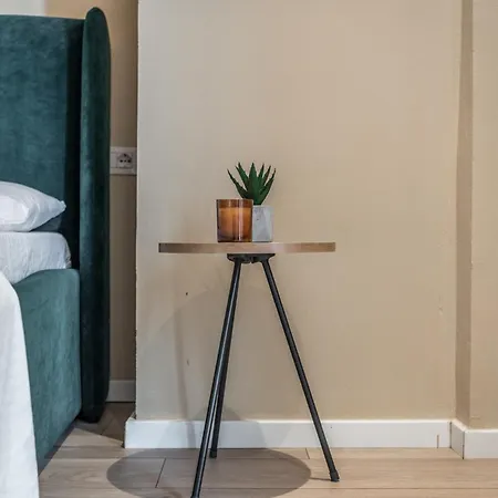 Lägenhet Vibrant - Fully Furnished Modern In City Center Durrës